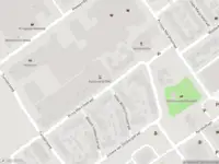Ambulance met grote spoed naar de Prins Mauritsstraat in Maasdijk