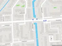 Ambulance met grote spoed naar de Krekelveen in Spijkenisse