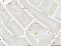 Brandweer met gepaste spoed naar de Smitsstraat in Eindhoven vanwege een buitenbrand