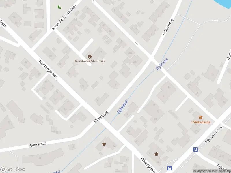 Ambulance met grote spoed naar de Vlietstraat in Sleeuwijk