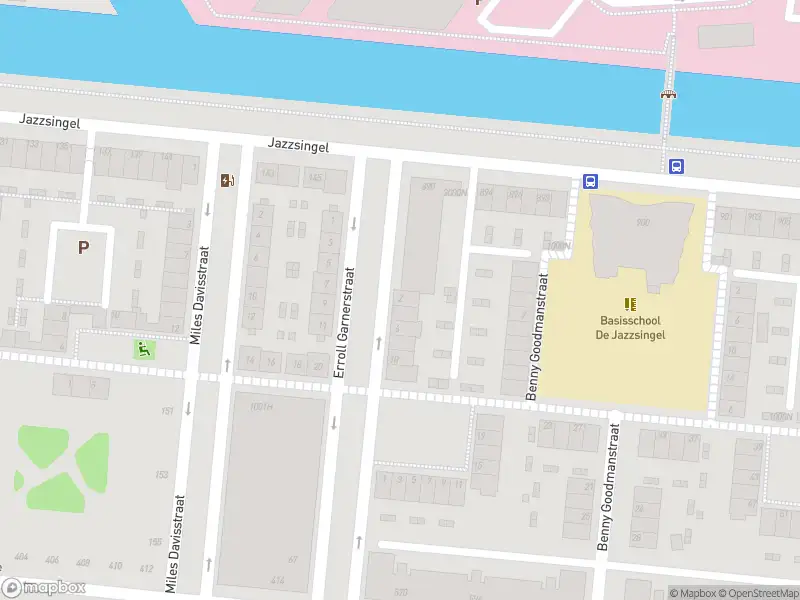 Politie naar de Erroll Garnerstraat in Utrecht vanwege aanrijding met letsel