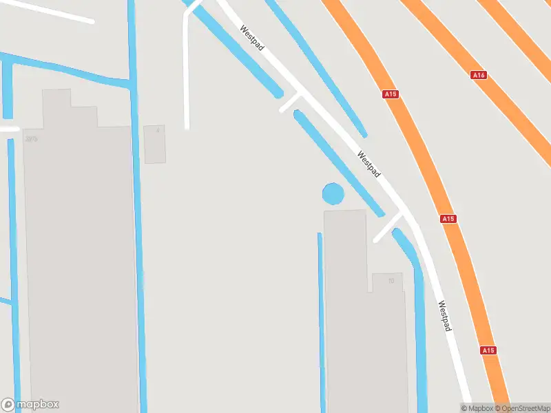 Ambulance met grote spoed naar de Westpad in Ridderkerk