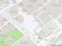 Ambulance met gepaste spoed naar de Spuiplein in 's-Gravenhage