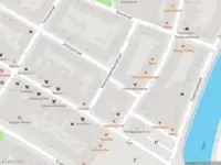 Ambulance met gepaste spoed naar de Noordmolendwarsstraat in Rotterdam