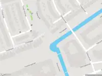 Ambulance met grote spoed naar de Tefelenstraat in Amsterdam