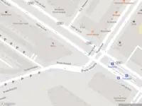 Ambulance met gepaste spoed naar de Brede Hilledijk in Rotterdam