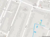 Ambulance met grote spoed naar de Hoflaan in Rotterdam