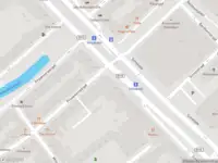 Ambulance met grote spoed naar de Schiekade in Rotterdam