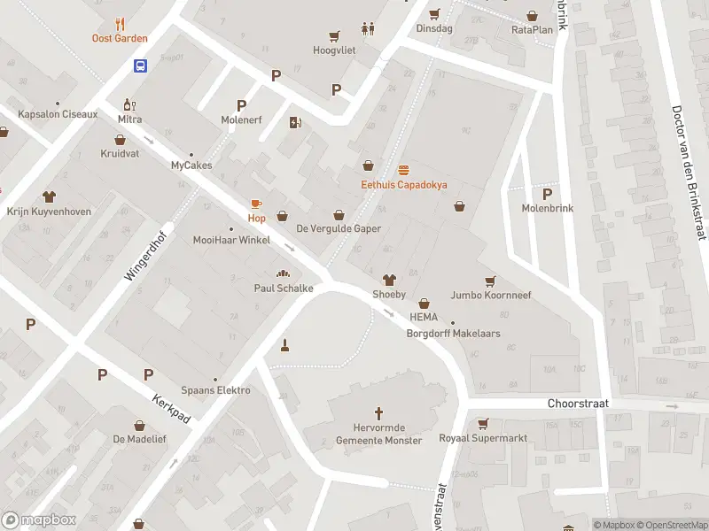 Ambulance met grote spoed naar de Kerkplein in Monster