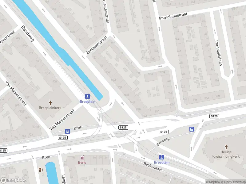 Ambulance met grote spoed naar de Randweg in Rotterdam