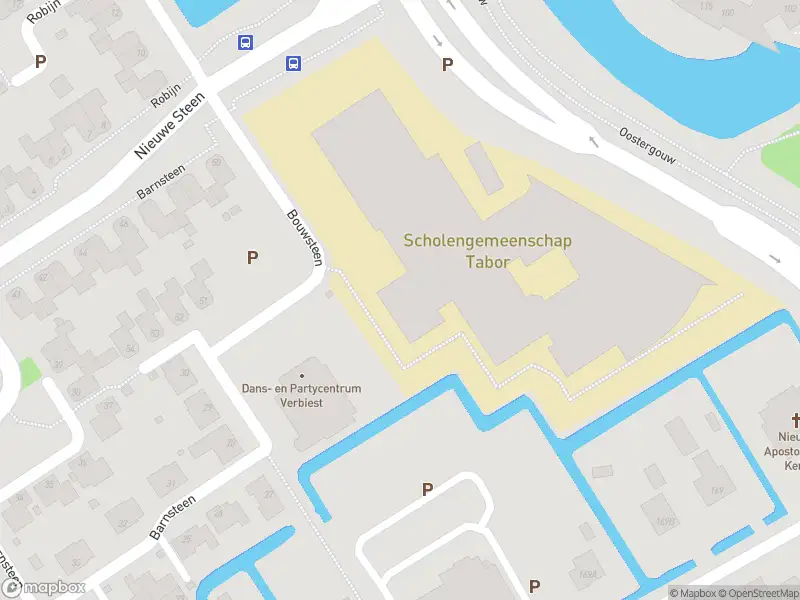 Ambulance met grote spoed naar de Barnsteen in Hoorn