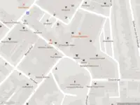 Ambulance met grote spoed naar de Kerkplein in Monster