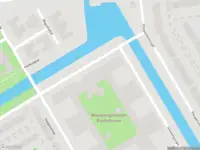Brandweer met grote spoed naar de Schietwilgsingel in Almere vanwege reanimatie