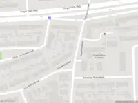 Traumahelikopter naar de Johannes Poststraat in Oss vanwege personen te water