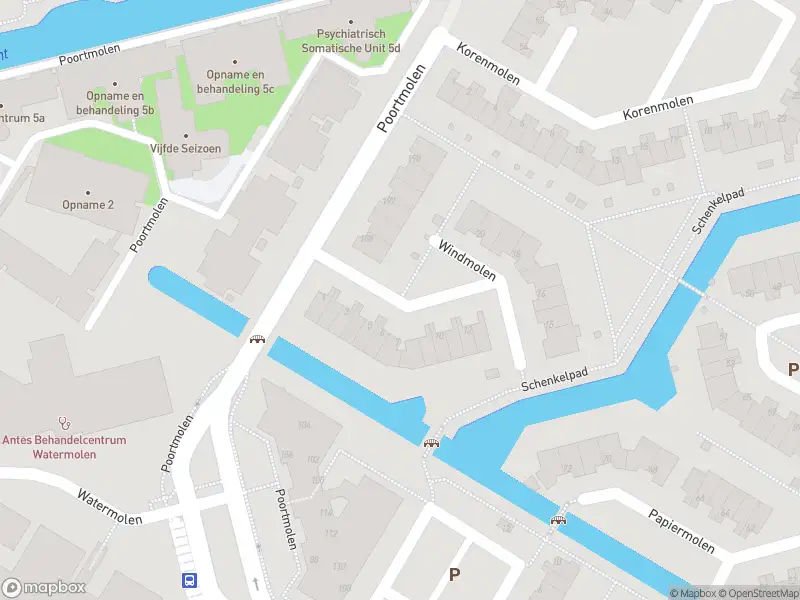 Ambulance met grote spoed naar de Windmolen in Capelle aan den IJssel