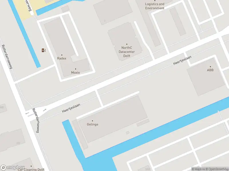 Brandweer met gepaste spoed naar de Heertjeslaan in Delft vanwege afgaan automatisch brandalarm