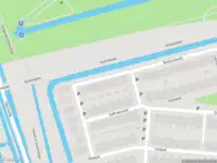 Brandweer met grote spoed naar de Kerkweg in Schiedam vanwege personen te water