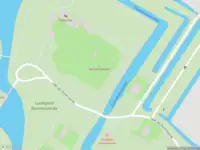 Ambulance met gepaste spoed naar de Laan van Duivenvoorde in Voorschoten