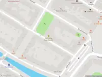 Ambulance met gepaste spoed naar de Rembrandtstraat in Rotterdam