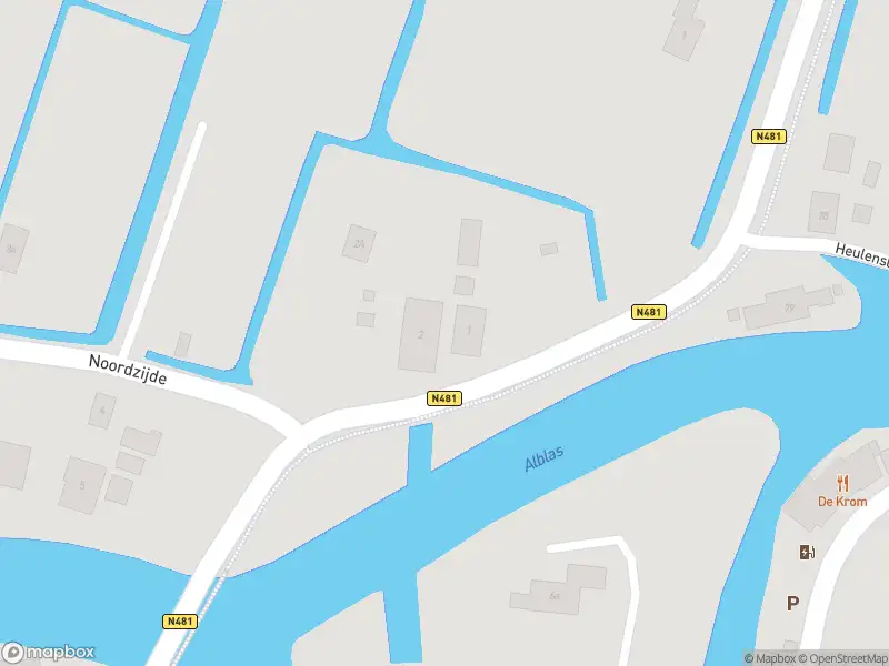 Ambulance met grote spoed naar de Noordzijde in Oud-Alblas
