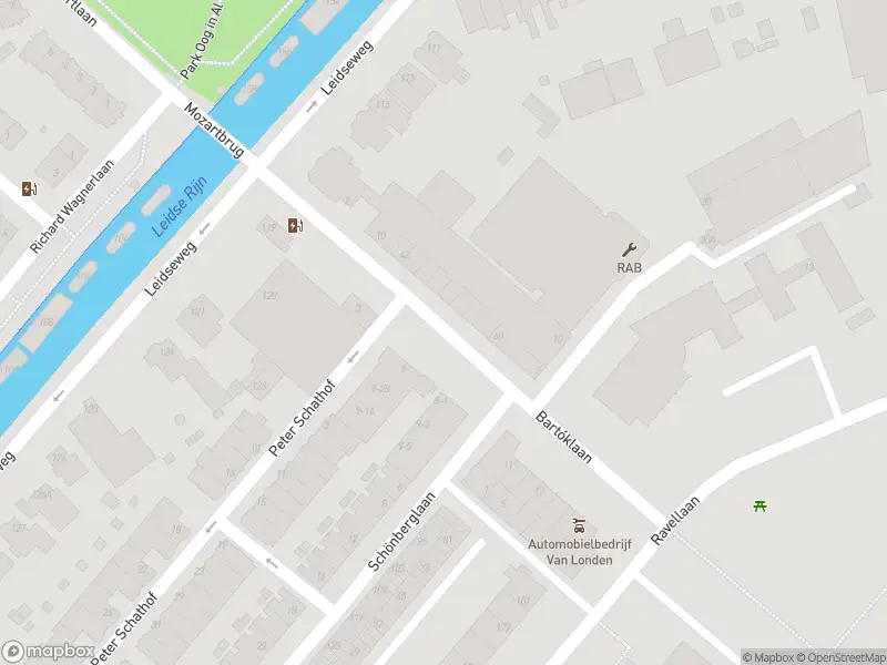 Politie naar de Bartóklaan in Utrecht vanwege steekincident