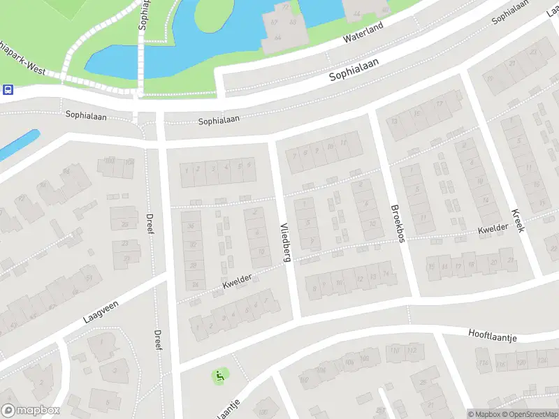 Ambulance met grote spoed naar de Vliedberg in Hendrik-Ido-Ambacht