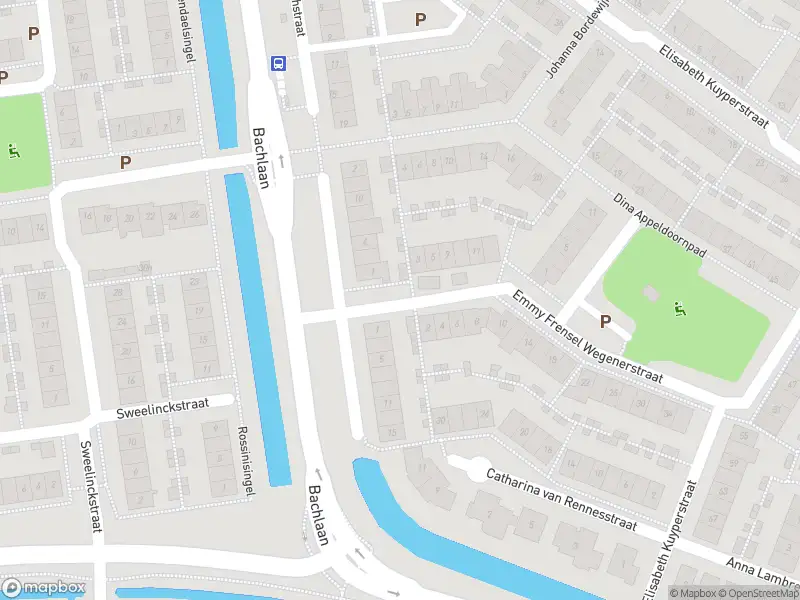 Ambulance met grote spoed naar de Emmy Frensel Wegenerstraat in Gorinchem
