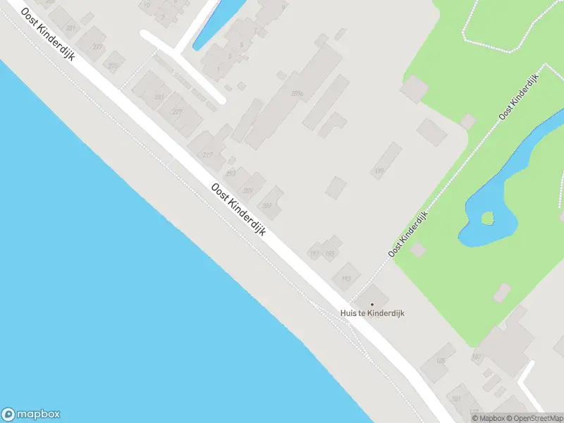 Ambulance met gepaste spoed naar de Oost Kinderdijk in Alblasserdam