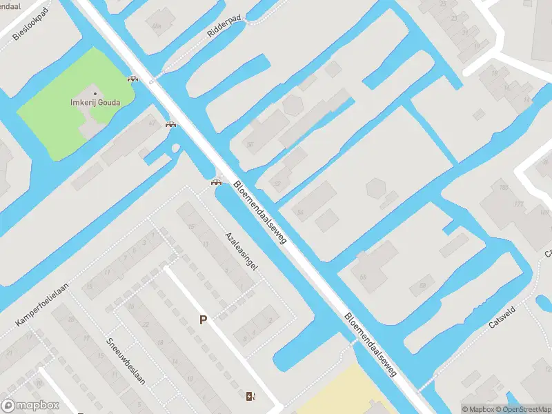 Ambulance met grote spoed naar de Livingstonelaan in Gouda