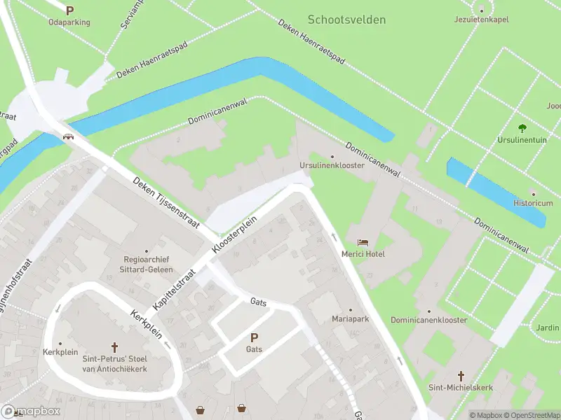 Ambulance met gepaste spoed naar de Kloosterplein in Sittard