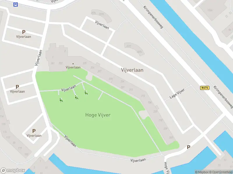 Ambulance met grote spoed naar de Vijverlaan in Krimpen aan den IJssel