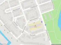Ambulance met grote spoed naar de Wognumerplantsoen in Amsterdam