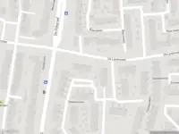 Ambulance met grote spoed naar de Snoekenveen in Spijkenisse