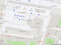 Ambulance met gepaste spoed naar de Stationsplein in Haarlem