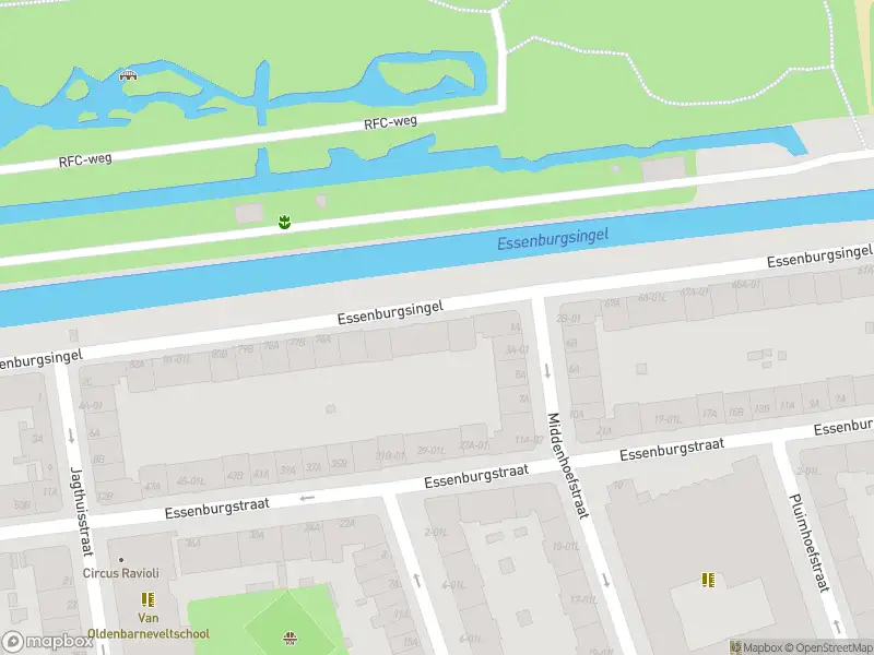 Ambulance met gepaste spoed naar de Essenburgsingel in Rotterdam