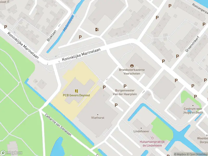 Brandweer naar de Burgemeester Van der Haarplein in Voorschoten