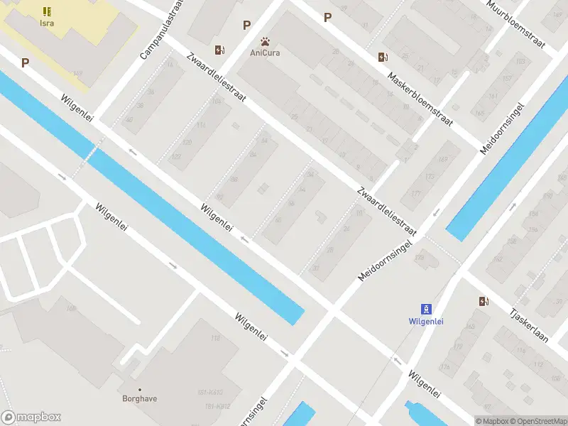Ambulance met grote spoed naar de Zwaardleliestraat in Rotterdam