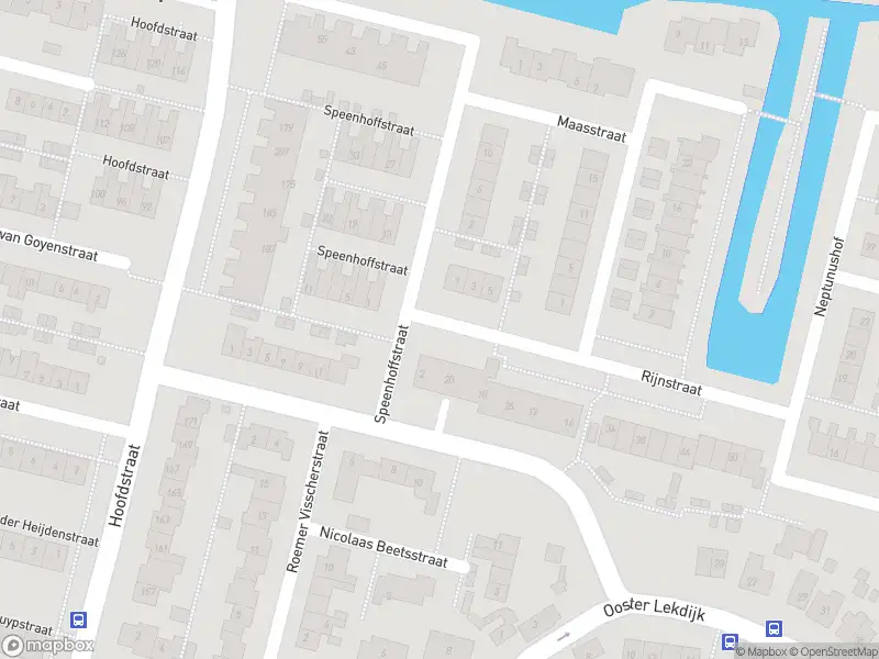 Ambulance met grote spoed naar de Rijnstraat in Krimpen aan de Lek