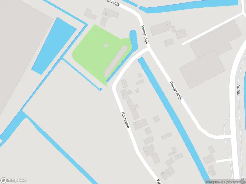 Ambulance met grote spoed naar de Korteweg in Tinte