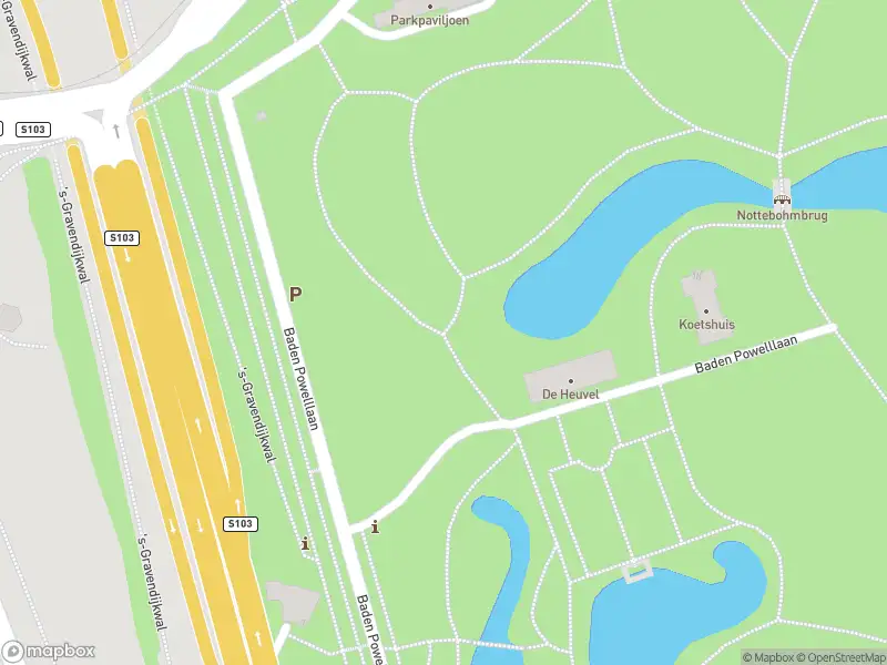 Ambulance met gepaste spoed naar de Baden Powelllaan in Rotterdam