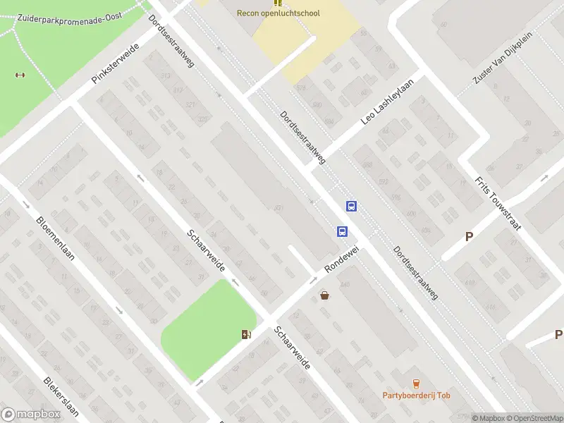 Ambulance met grote spoed naar de Dordtsestraatweg in Rotterdam