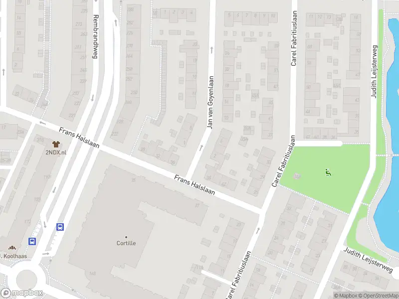 Ambulance met grote spoed naar de Jan van Goyenlaan in Amstelveen
