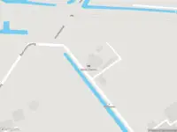 Ambulance met grote spoed naar de Roeleveenseweg in Zoetermeer