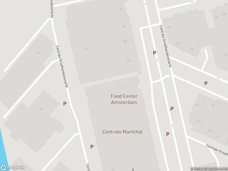 Brandweer met gepaste spoed naar de Vredenhofweg in Amsterdam