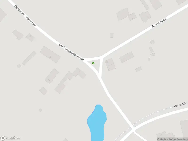 Brandweer met gepaste spoed naar de Donkersvoortsestraat in Beek en Donk vanwege stormschade