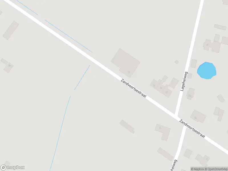 Brandweer met gepaste spoed naar de Zandvoortsestraat in Langenboom vanwege stormschade