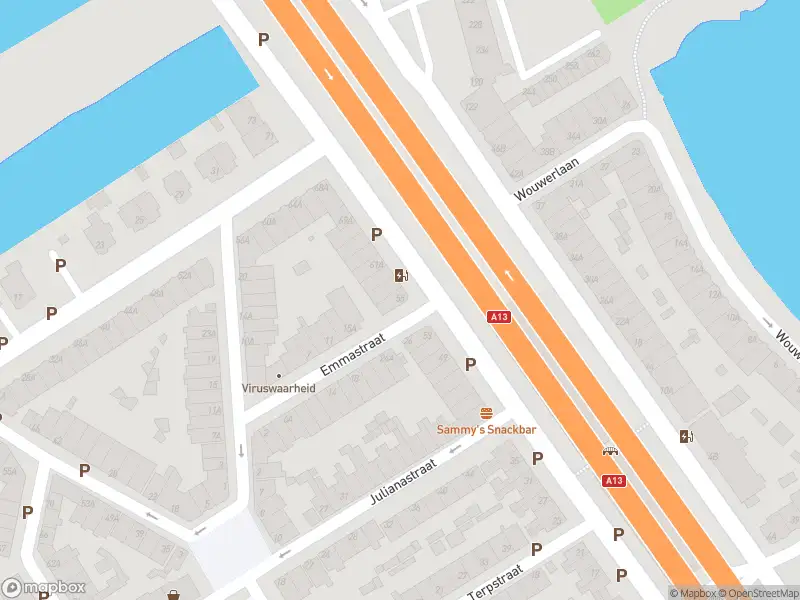 Ambulance met grote spoed naar de Parallelstraat in Rotterdam