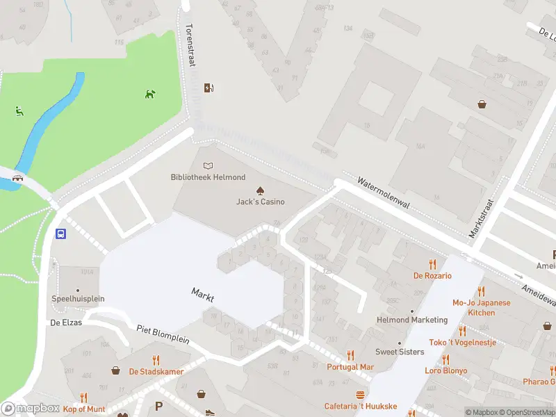 Brandweer met grote spoed naar de Kluisstraat in Helmond vanwege reanimatie