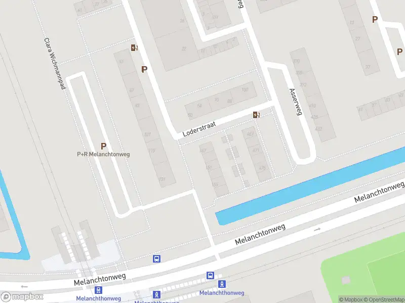 Ambulance met grote spoed naar de Loderstraat in Rotterdam