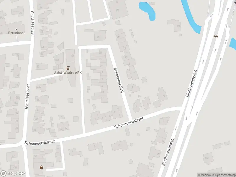 Brandweer met grote spoed naar de Schoonoordstraat in Waalre vanwege een buitenbrand
